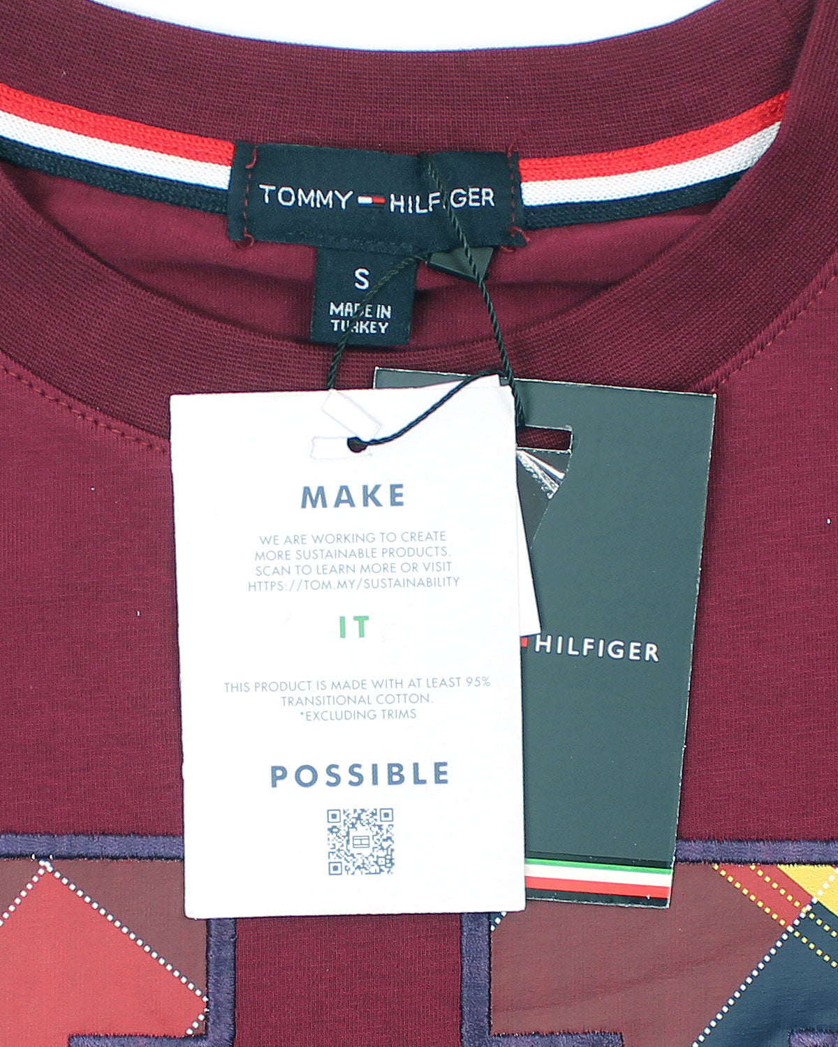 Men's Hil. Motive T Shirt - Maroon