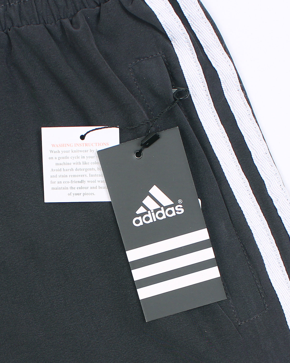Adi. Men's Sportswear Future Icons 3‑Stripes Short - Grey