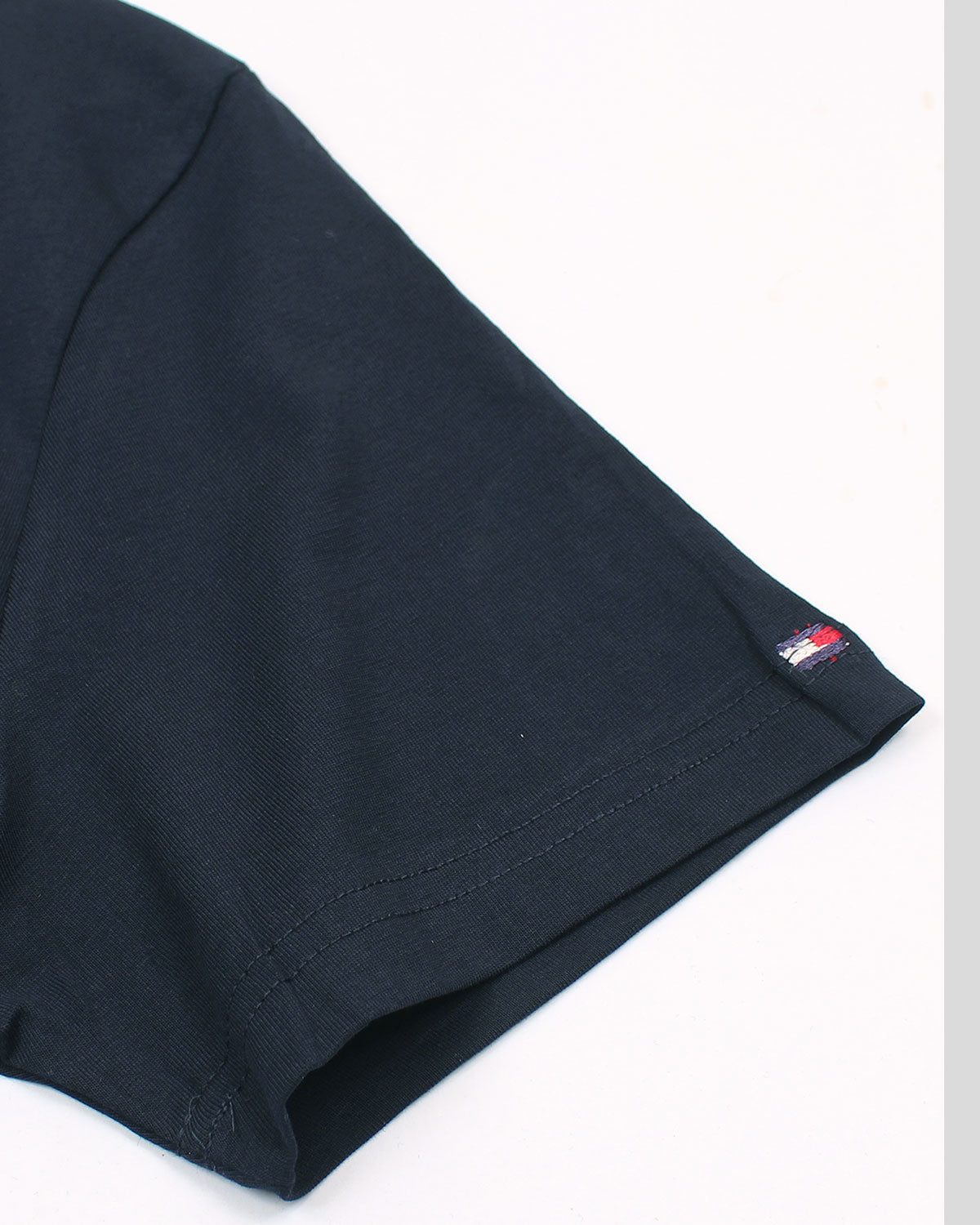 Men's Hil. Motive T Shirt - Navy Blue