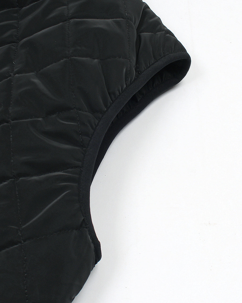 Exclusive Diamond Cut Gillet - Black
