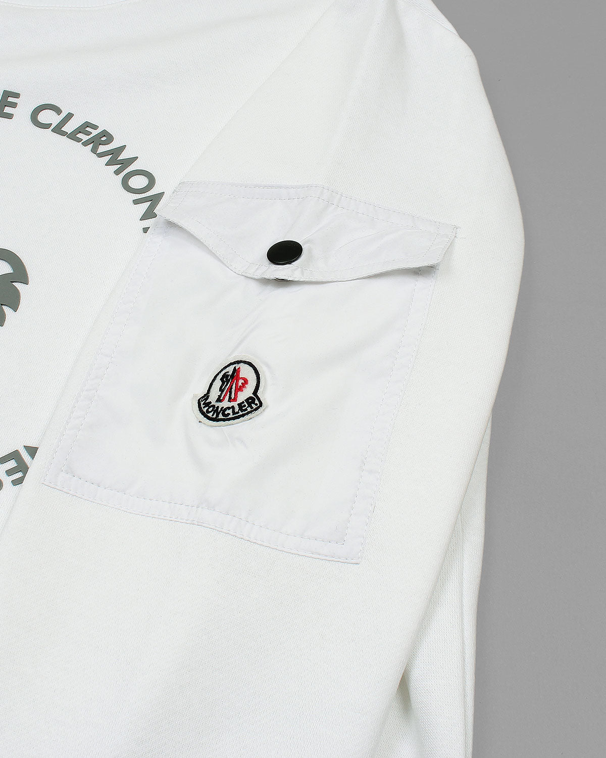 Exclusive Mon. Pocket Mens Sweat - White