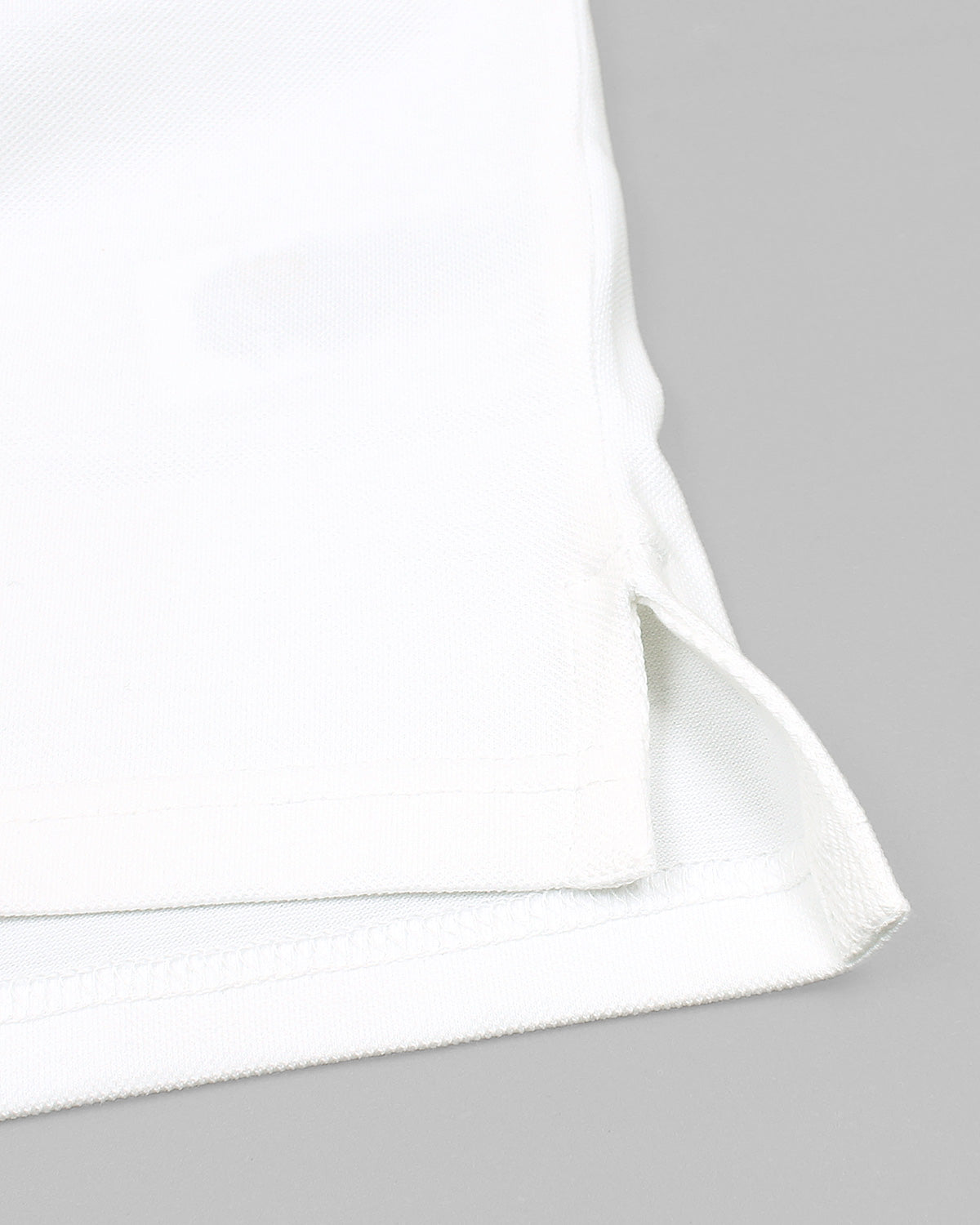 A-X Collar Design Polo - White