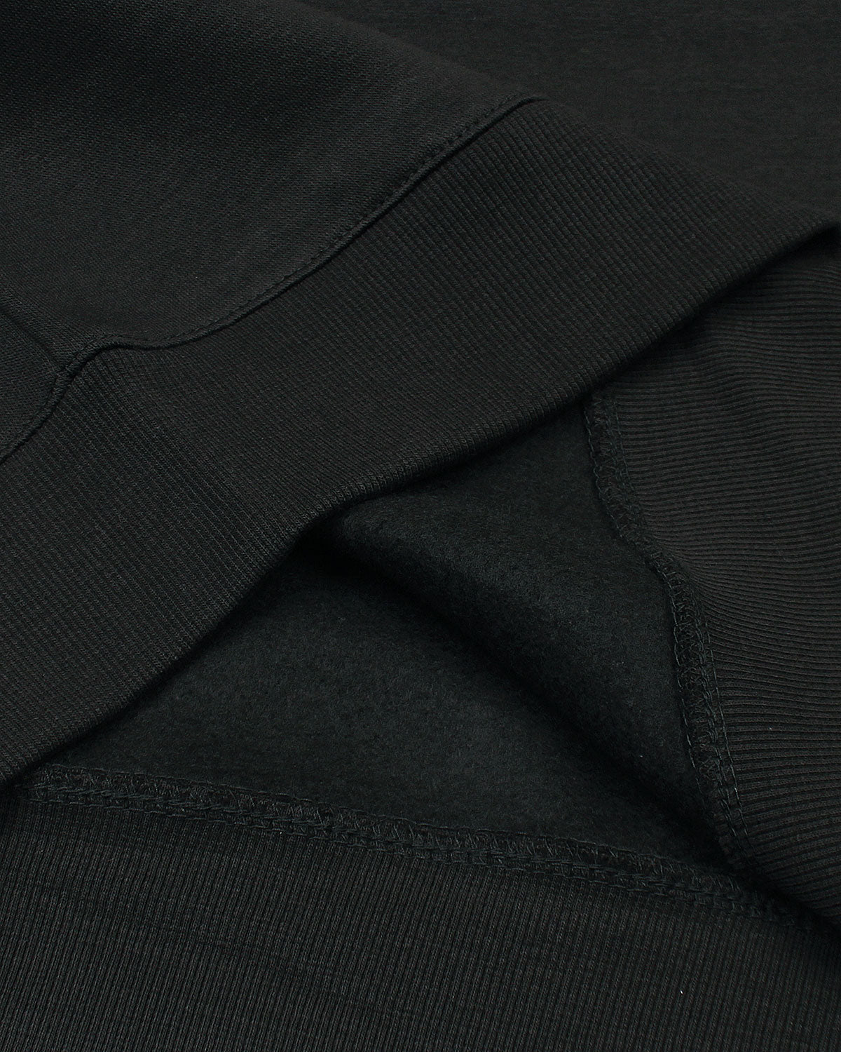 Exclusive A-X Mens Designer Sweat - Black