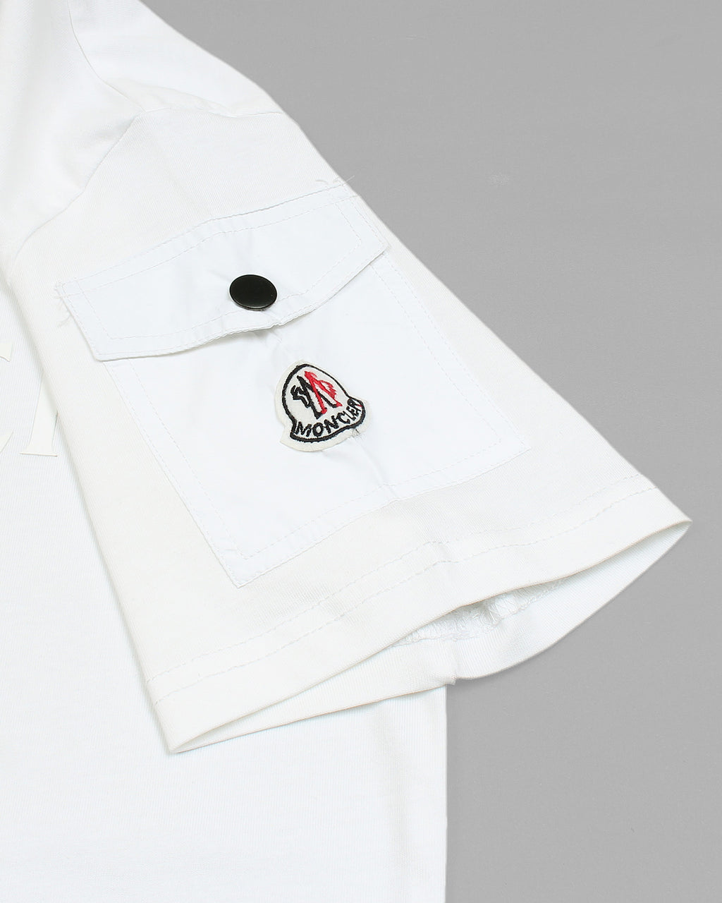 Exclusive Mon. Arm Pocket Men Tee - White